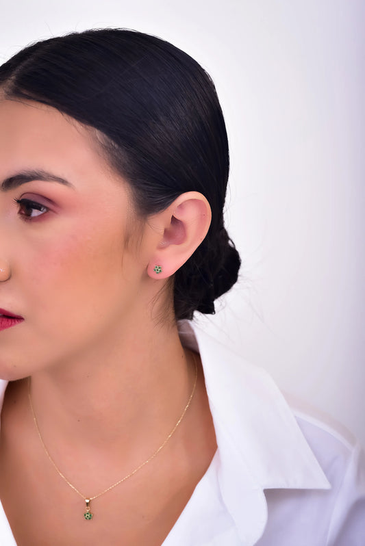 Set Flores Esmeralda 0.45Qts | 1.8gr | Oro Amarillo (Gemas)