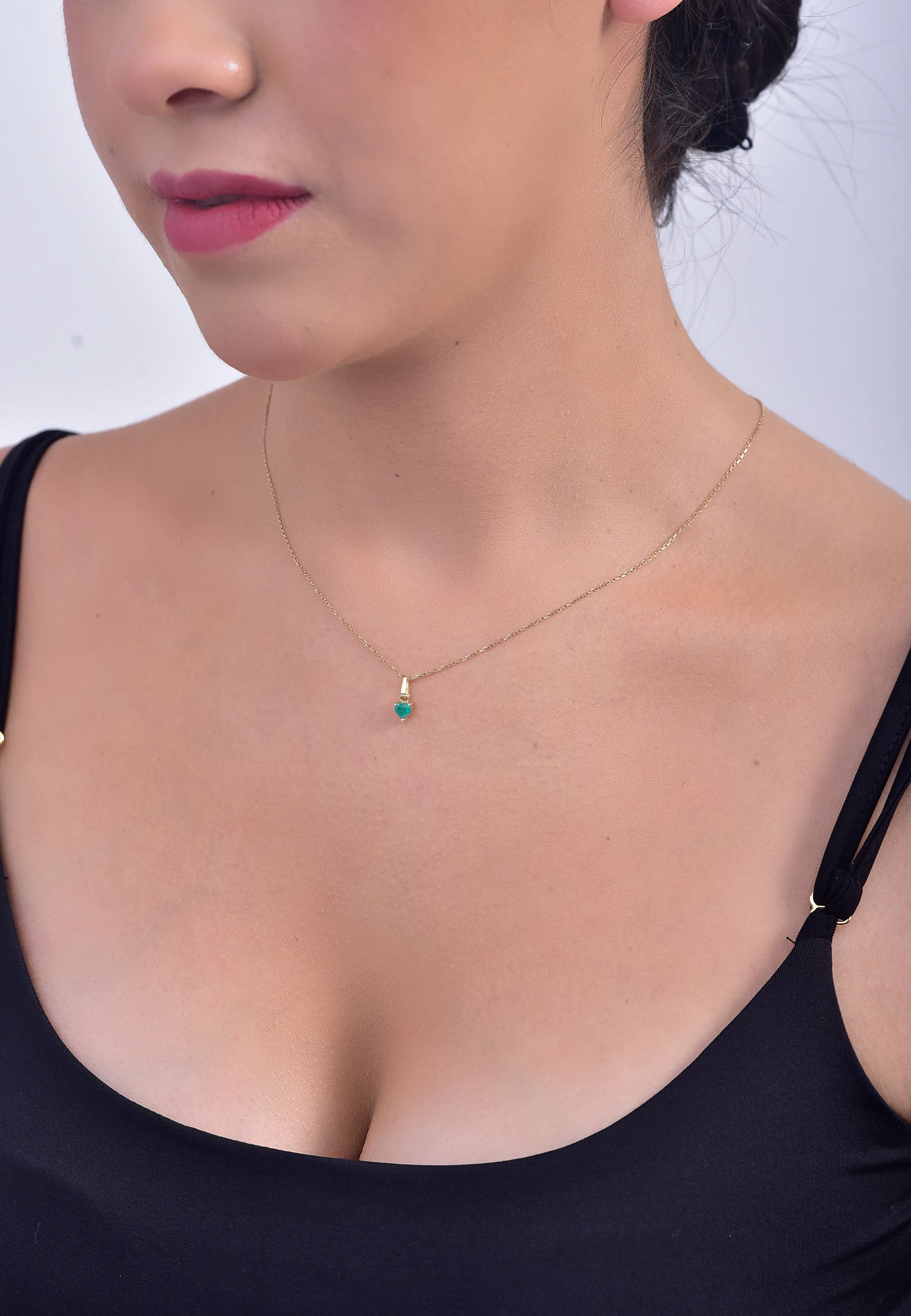 Dije Corazon S Esmeralda 0.23Qts | 1gr | Oro Amarillo (Gemas)