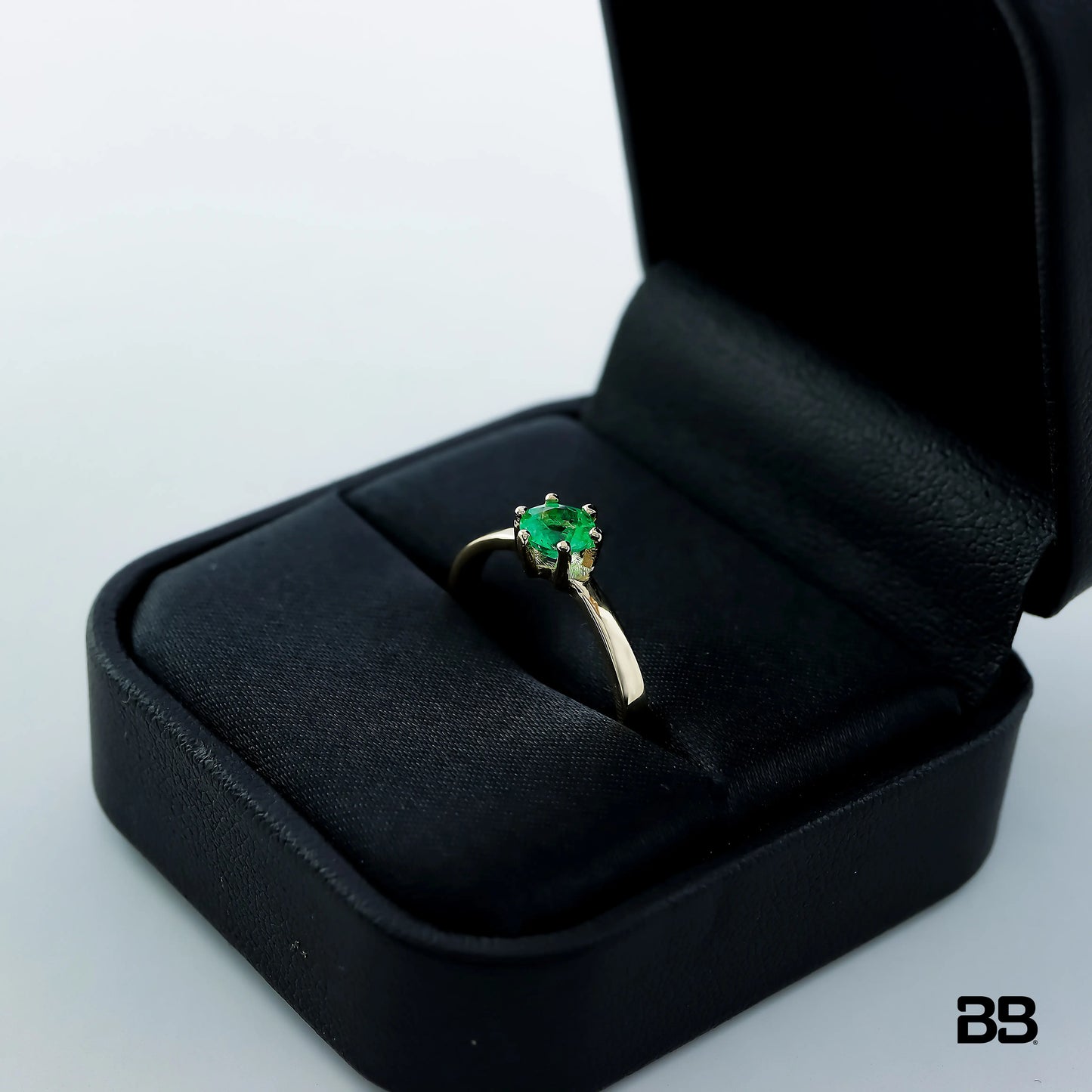 Anillo Solitario Blu Esmeralda 0.48Qts | 1.65gr | Oro Amarillo (Gemas)