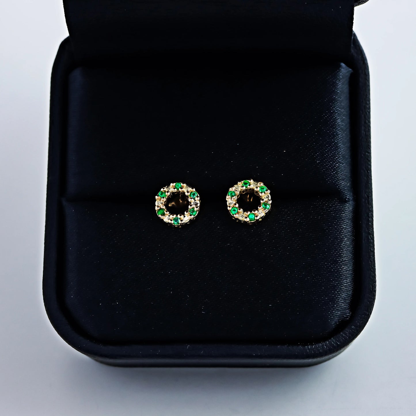 Topos Aros Esmeralda 0.06Qts | 1.4gr | Oro Amarillo (Gemas)