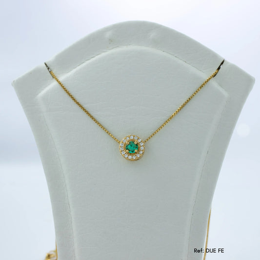 Dije Fe Esmeralda 0.15Qts + Diamante 0.08Qts | 0.8gr | Oro Amarillo (Gemas)