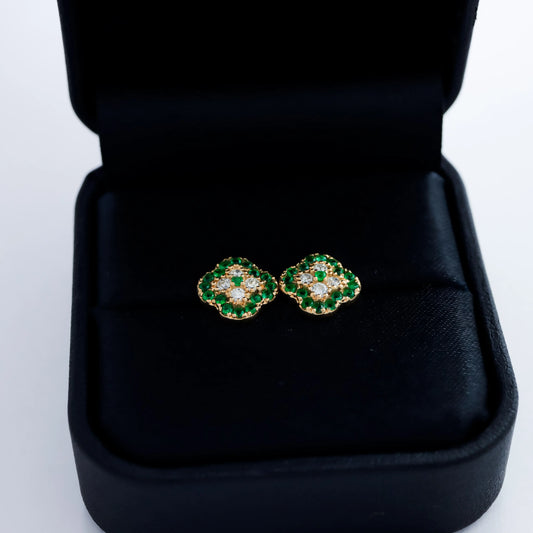 Topos Trebol de Luz Esmeraldas 0.34Qts + Diamantes 0.24Qts | 2.12gr | Oro Amarillo (Gemas)