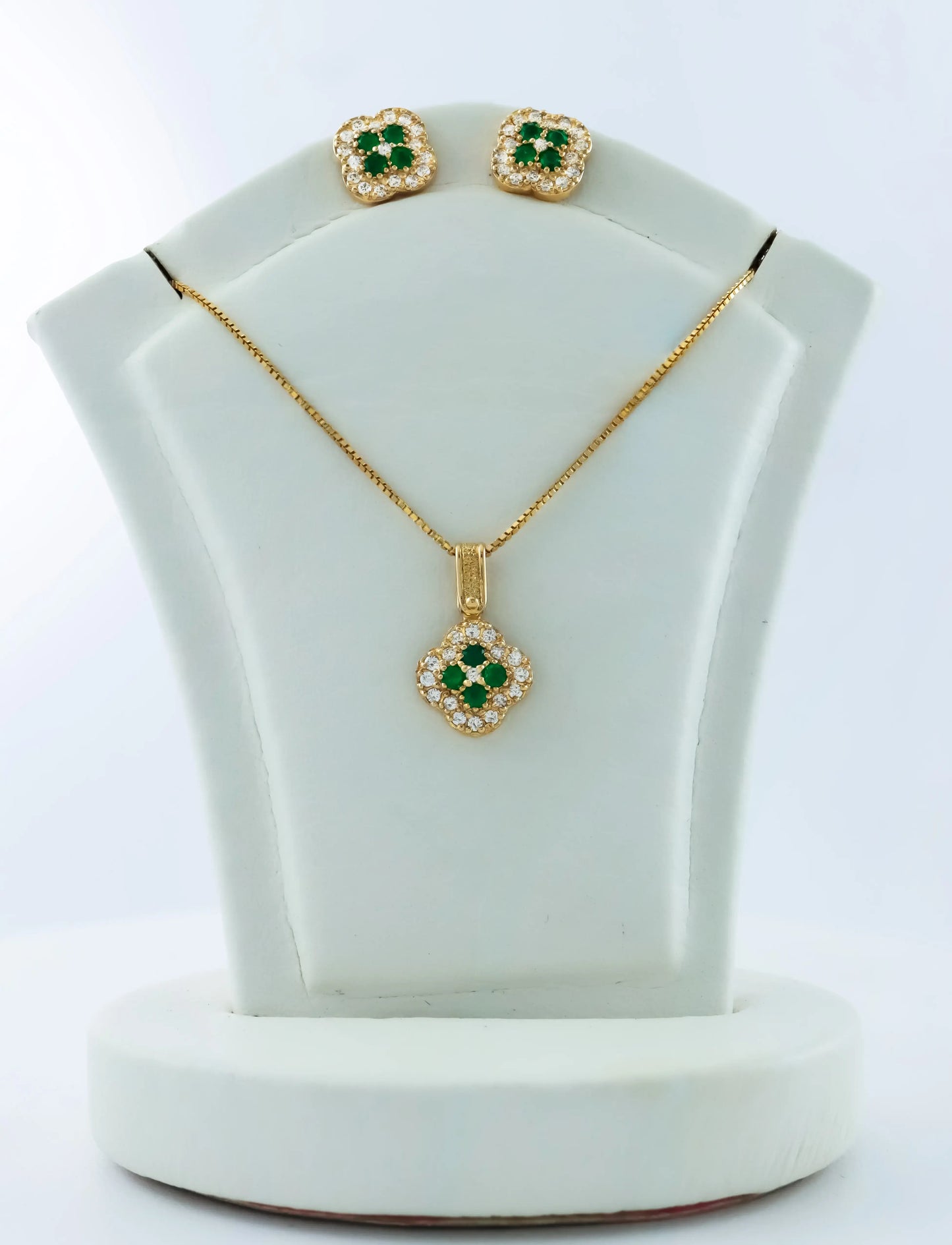 Set Clovers Esmeralda 0.36Qts | 2.91gr | Oro Amarillo (Gemas)